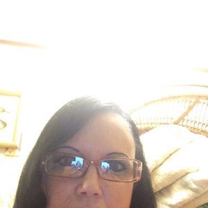 Meet your Posher, Sonya